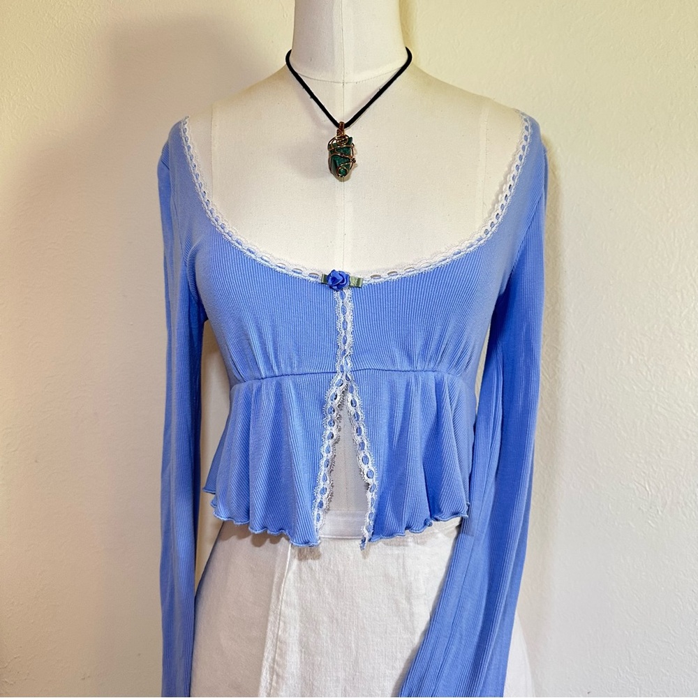 Urban Outfitters Out from Under Blue Lace-Trim rose Small Long sleeve crop top